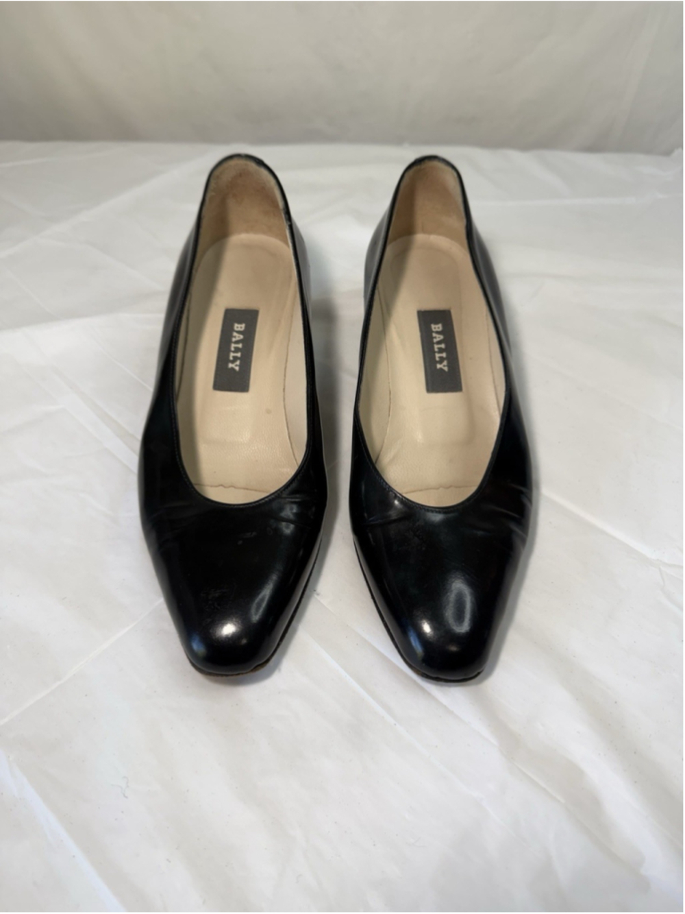 Bally Flex Style Tipin Black Pumps Shoes Made In Italy Size 36 size 6 low heel